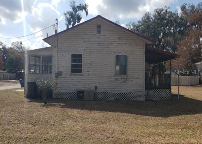 Image 2 of 17 For 706 Walnut Avenue