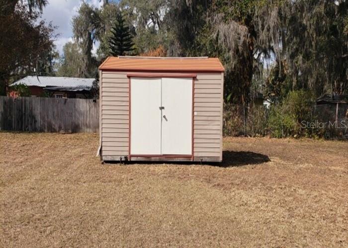 Image 5 of 17 For 706 Walnut Avenue