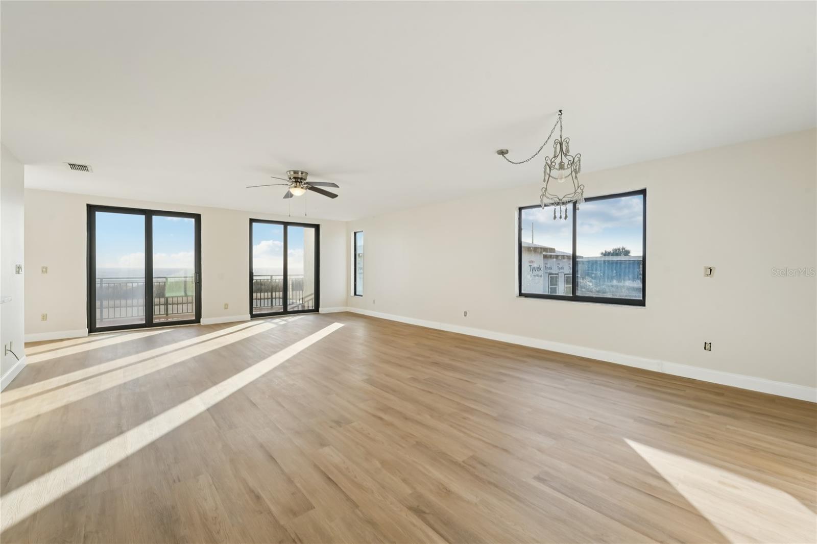 Image 11 of 26 For 2127 Ocean Shore Boulevard