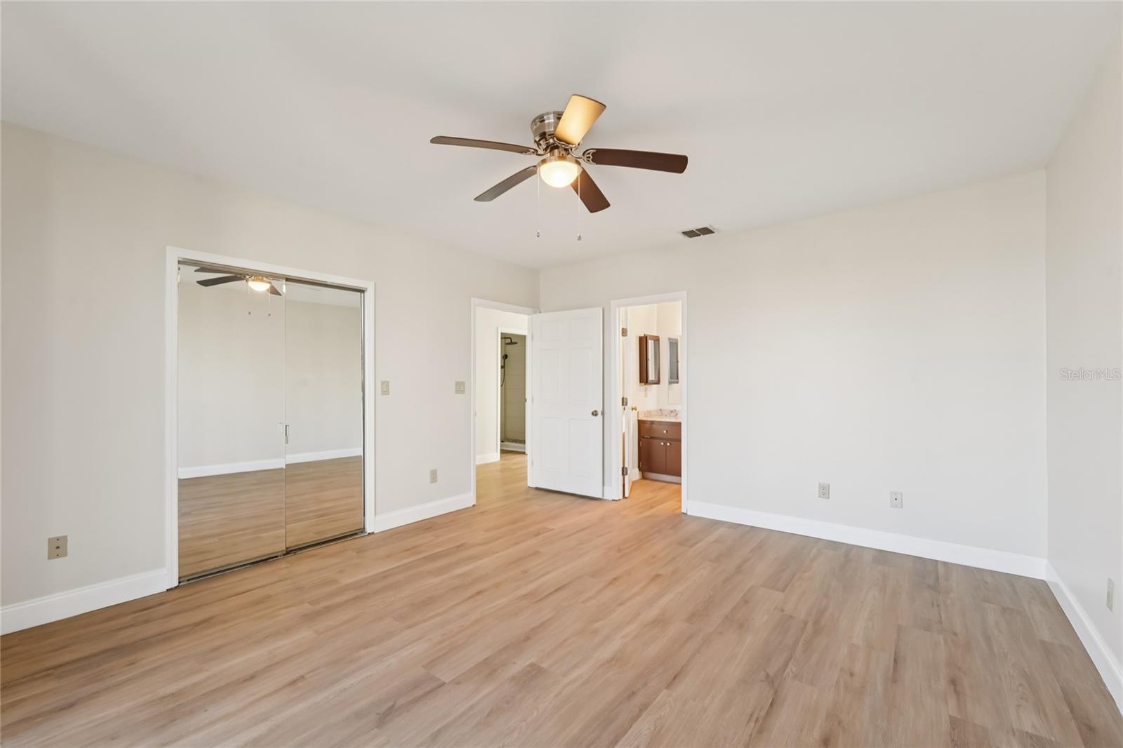 Image 15 of 26 For 2127 Ocean Shore Boulevard