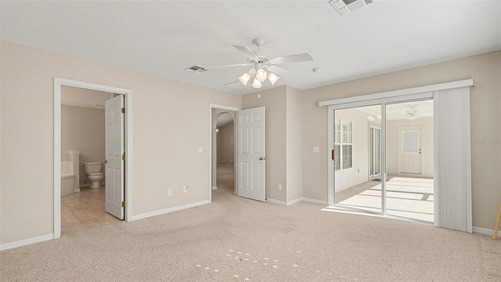 Image 15 of 41 For 11092 174th Loop