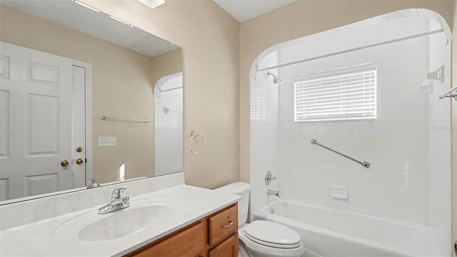 Image 23 of 41 For 11092 174th Loop