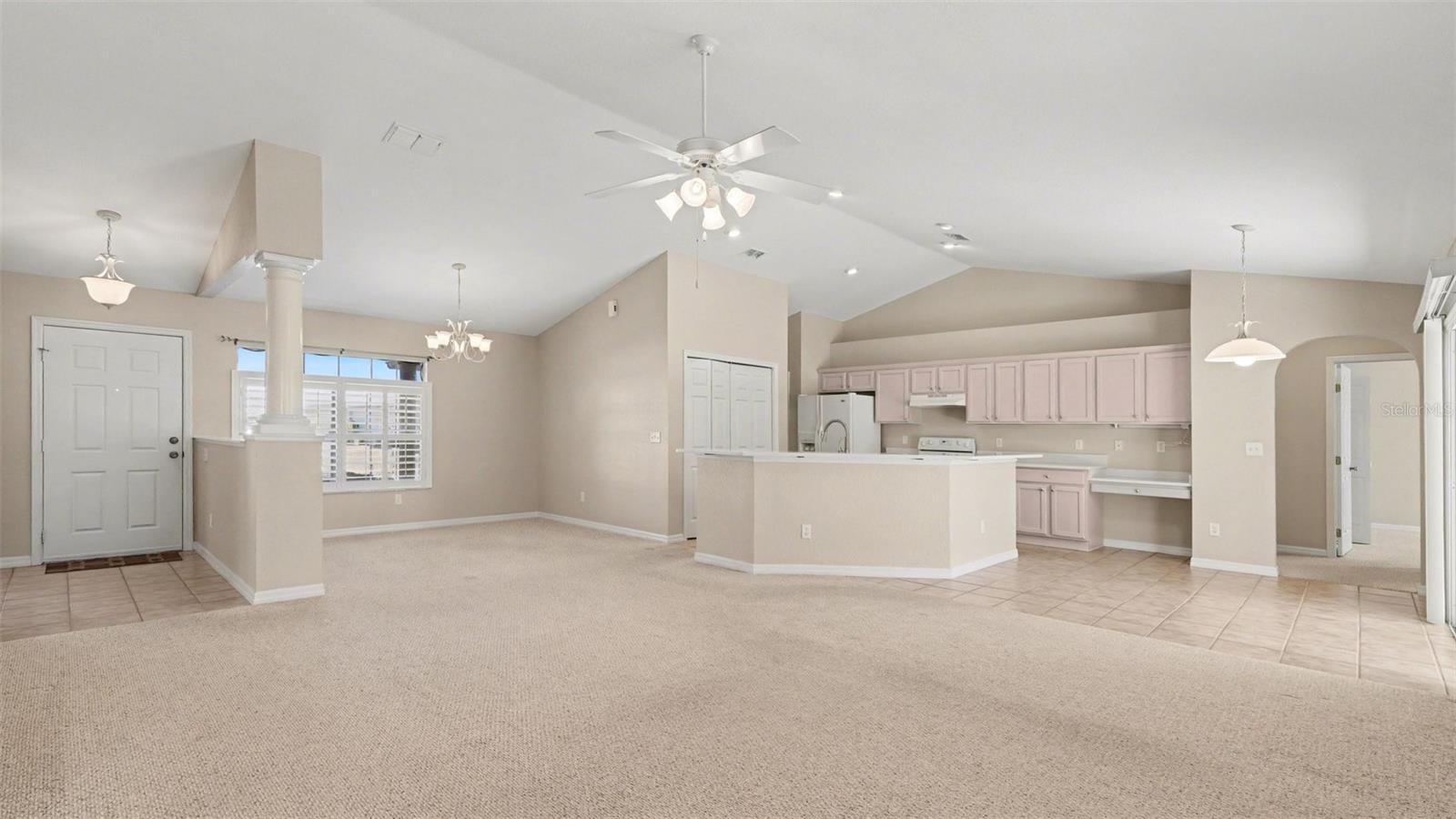 Image 4 of 41 For 11092 174th Loop