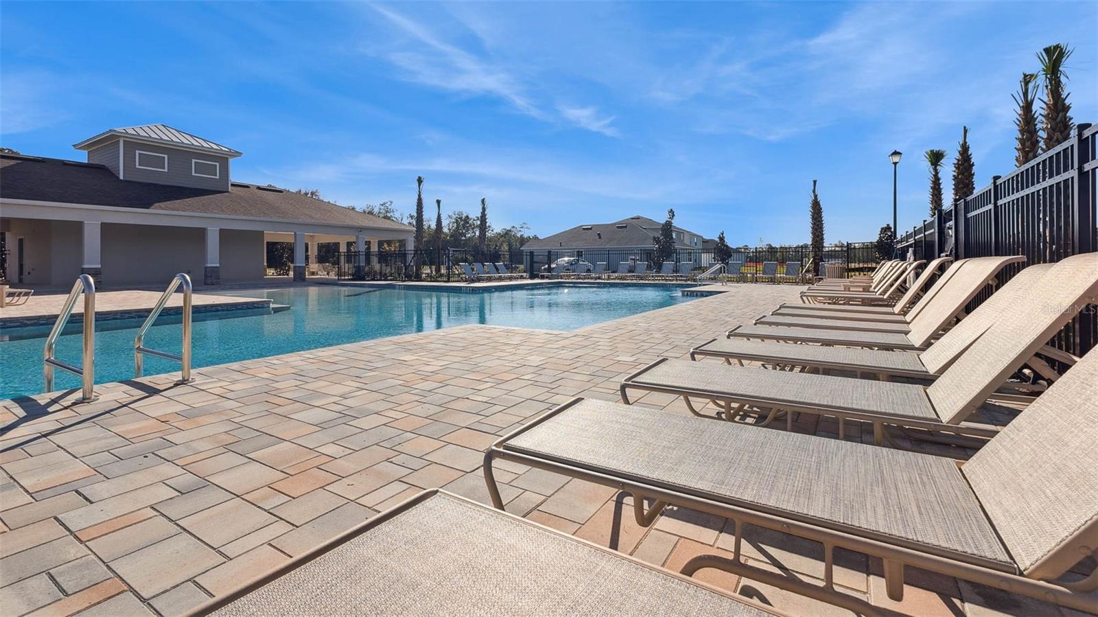 Image 48 of 52 For 984 Champion Rdg Drive