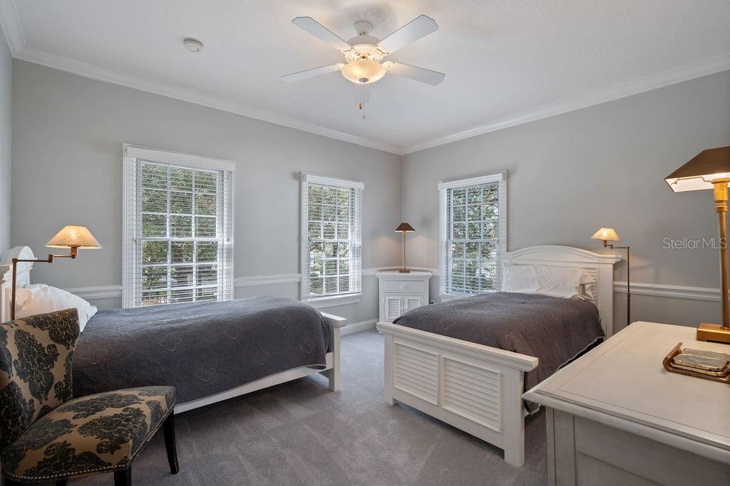 Image 33 of 65 For 505 Longmeadow Street