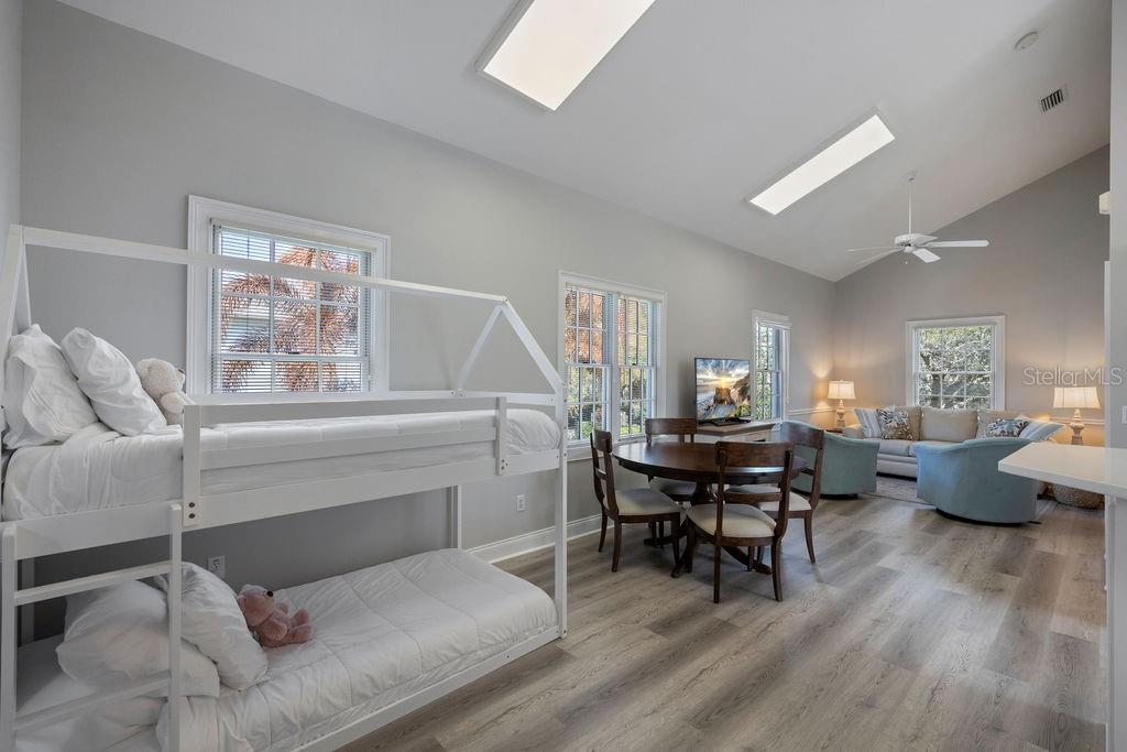 Image 35 of 65 For 505 Longmeadow Street