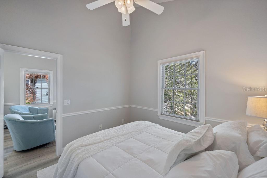 Image 37 of 65 For 505 Longmeadow Street