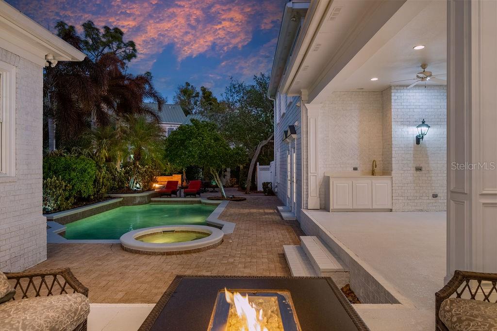 Image 42 of 65 For 505 Longmeadow Street