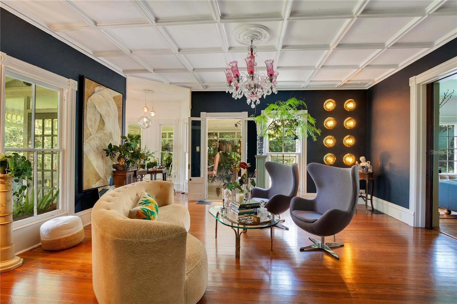 Image 10 of 92 For 614 Lake Avenue