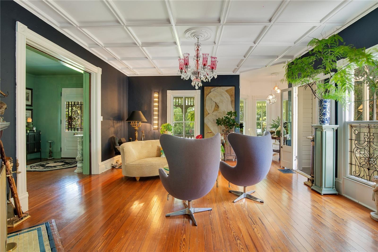 Image 12 of 92 For 614 Lake Avenue