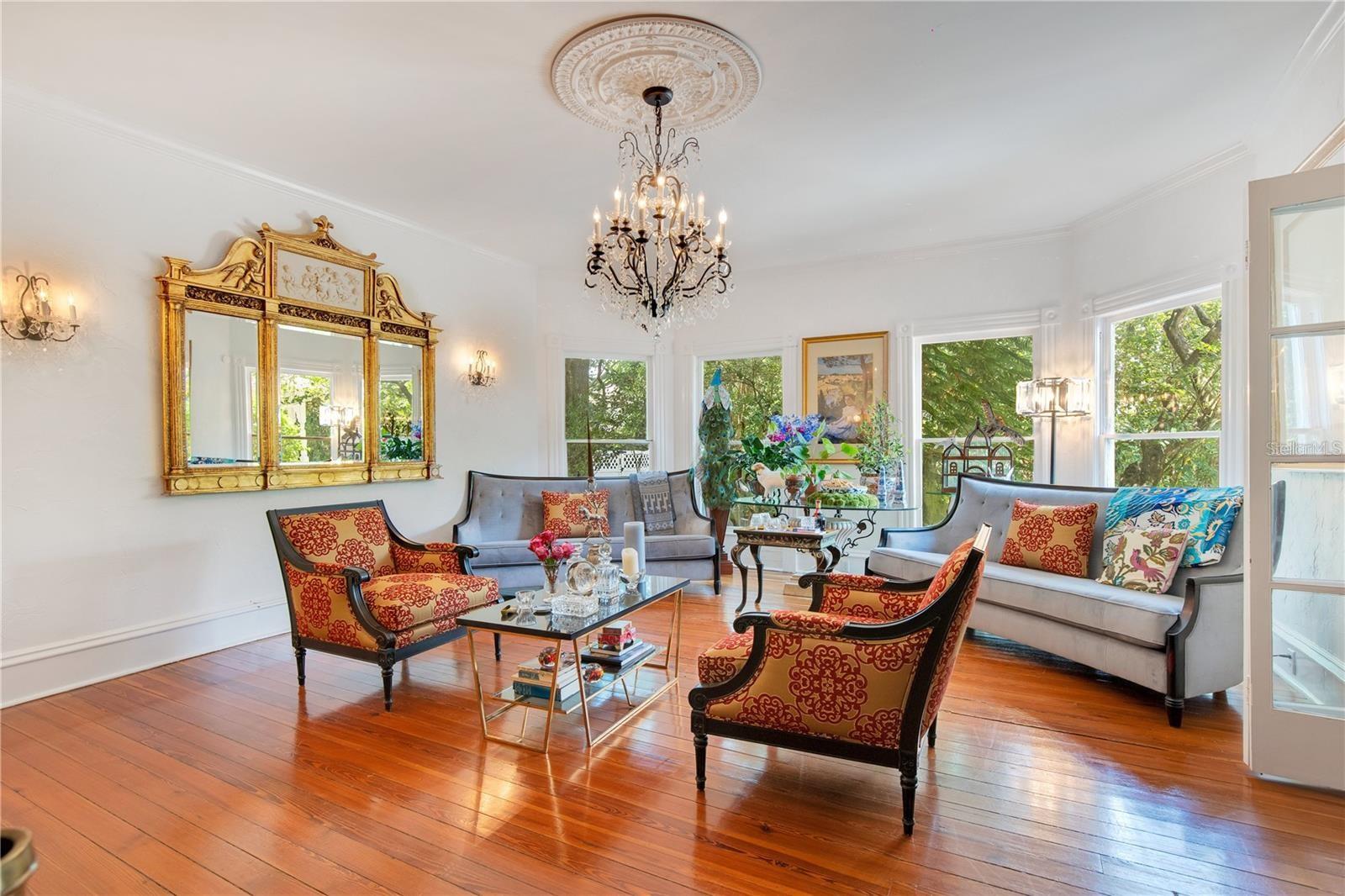 Image 17 of 92 For 614 Lake Avenue