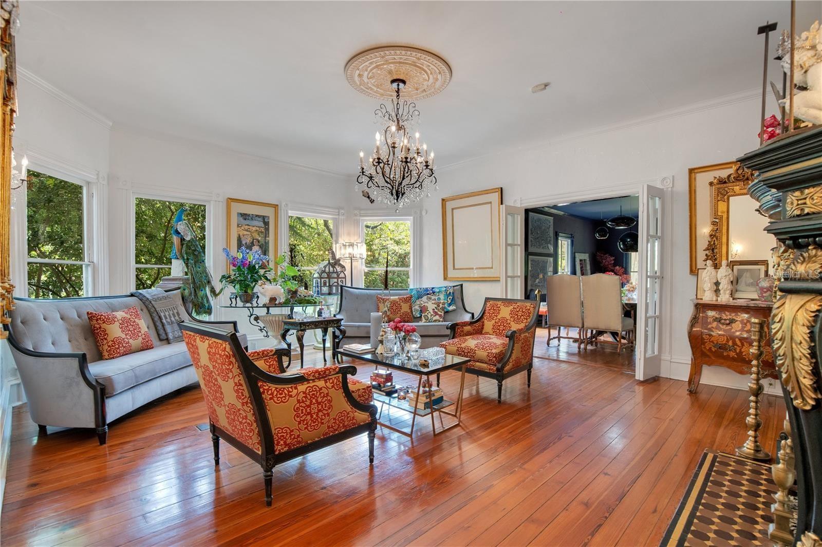 Image 18 of 92 For 614 Lake Avenue