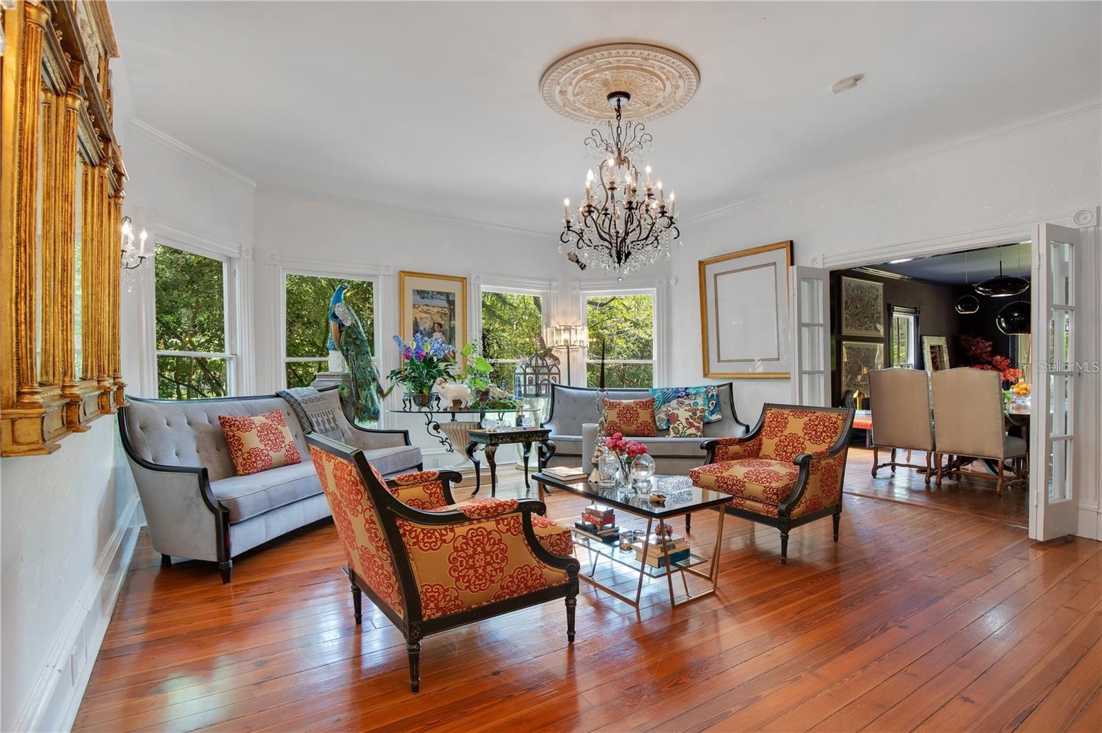 Image 20 of 92 For 614 Lake Avenue