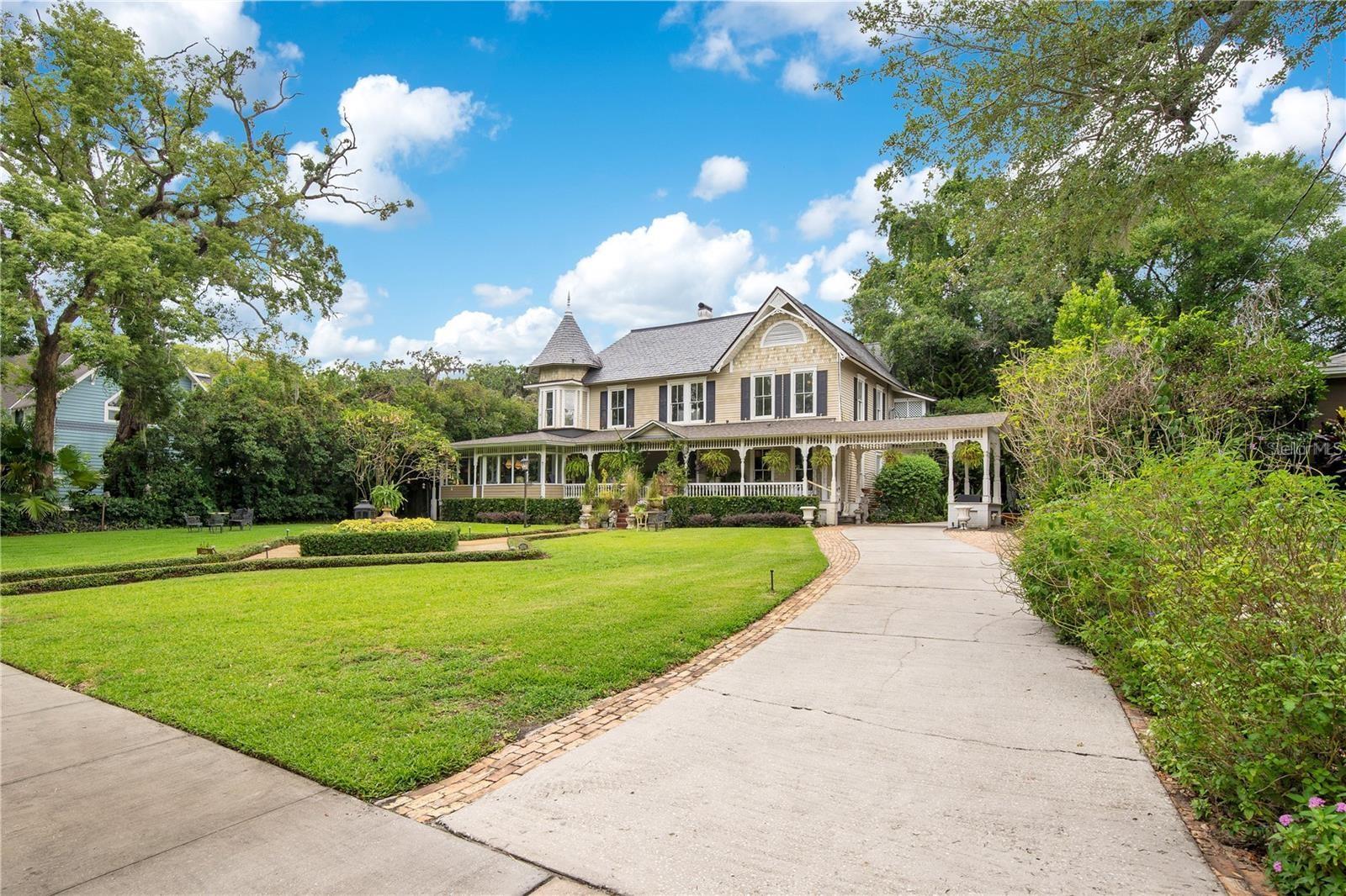 Image 4 of 92 For 614 Lake Avenue