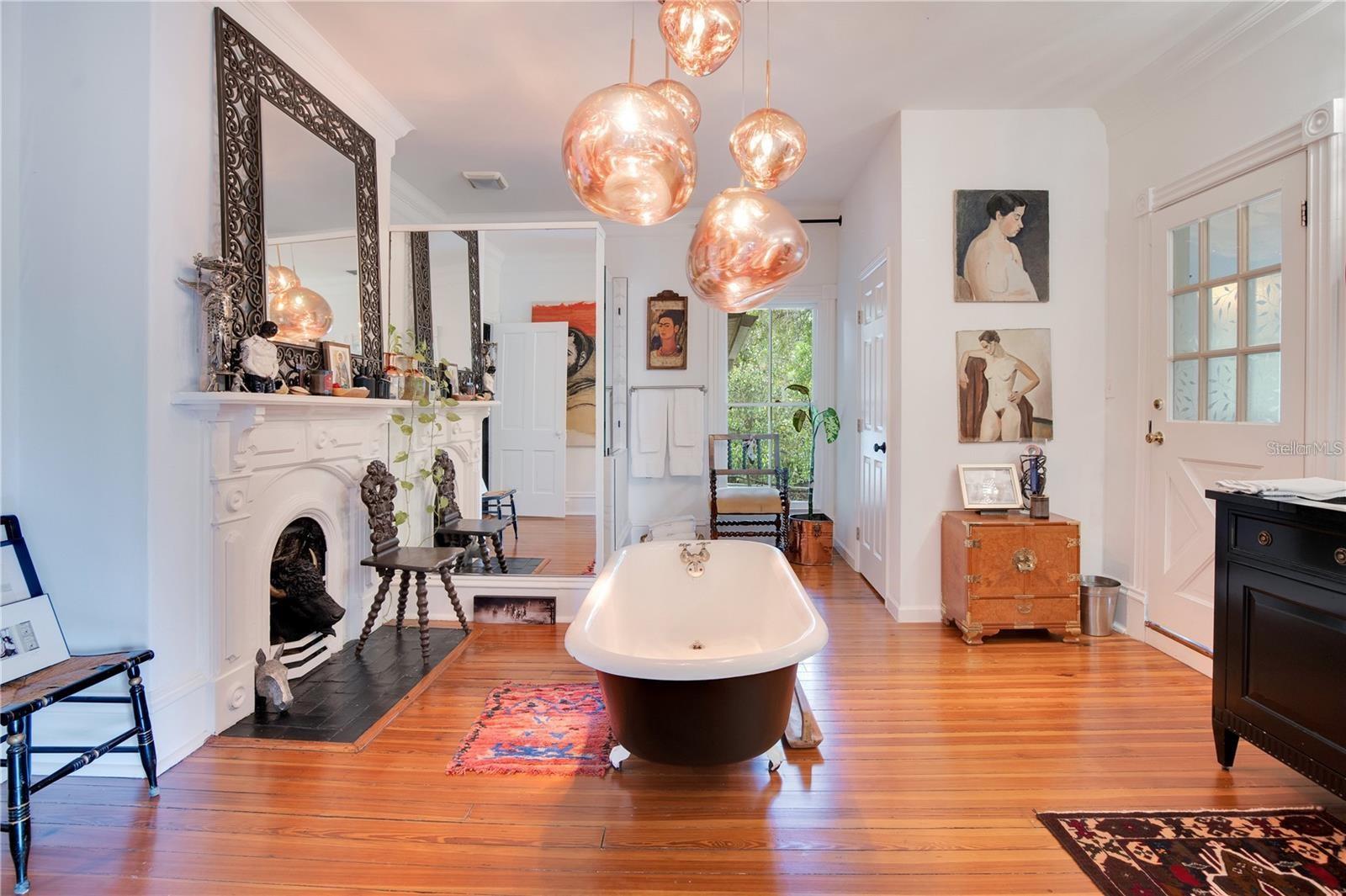 Image 40 of 92 For 614 Lake Avenue