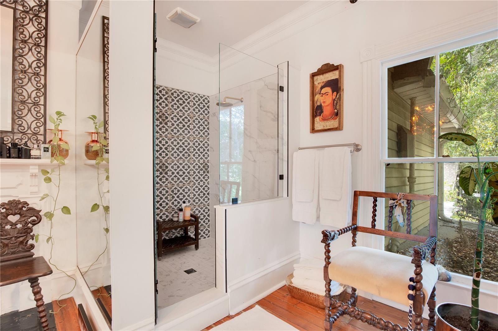 Image 42 of 92 For 614 Lake Avenue