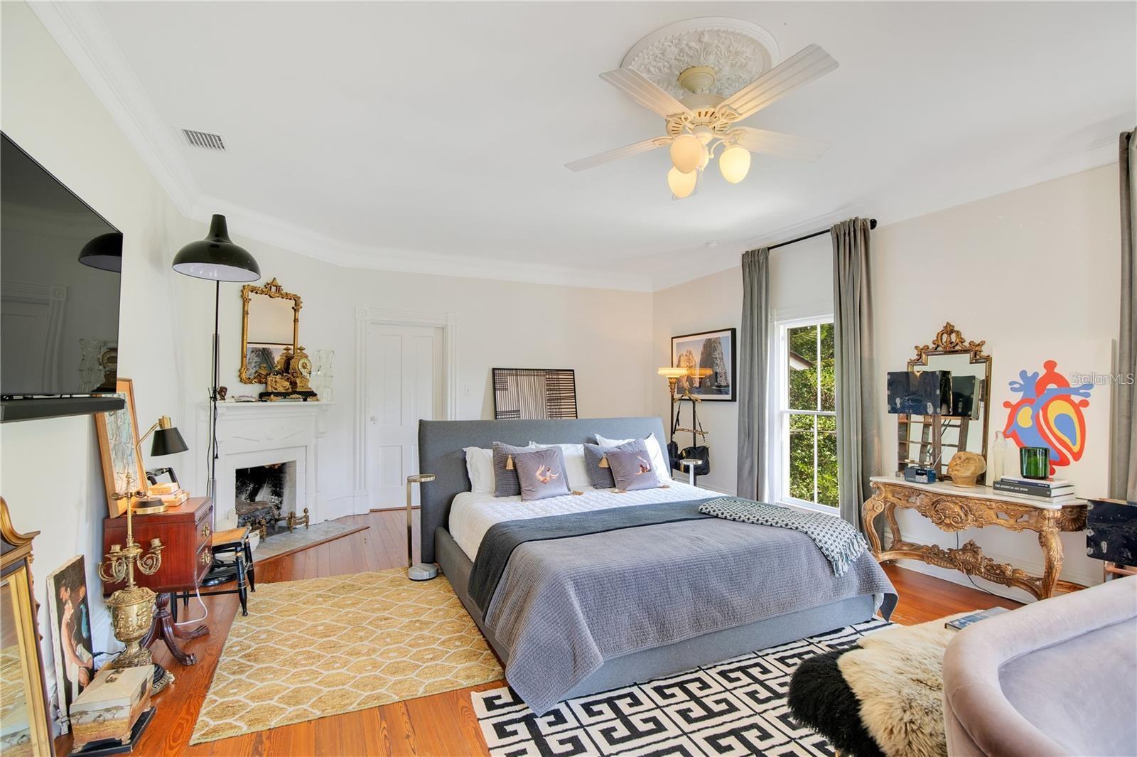 Image 45 of 92 For 614 Lake Avenue