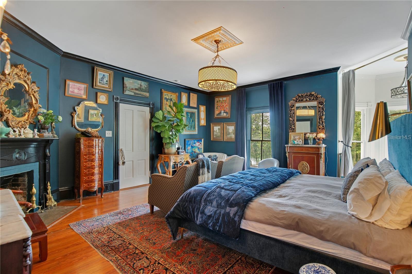 Image 54 of 92 For 614 Lake Avenue