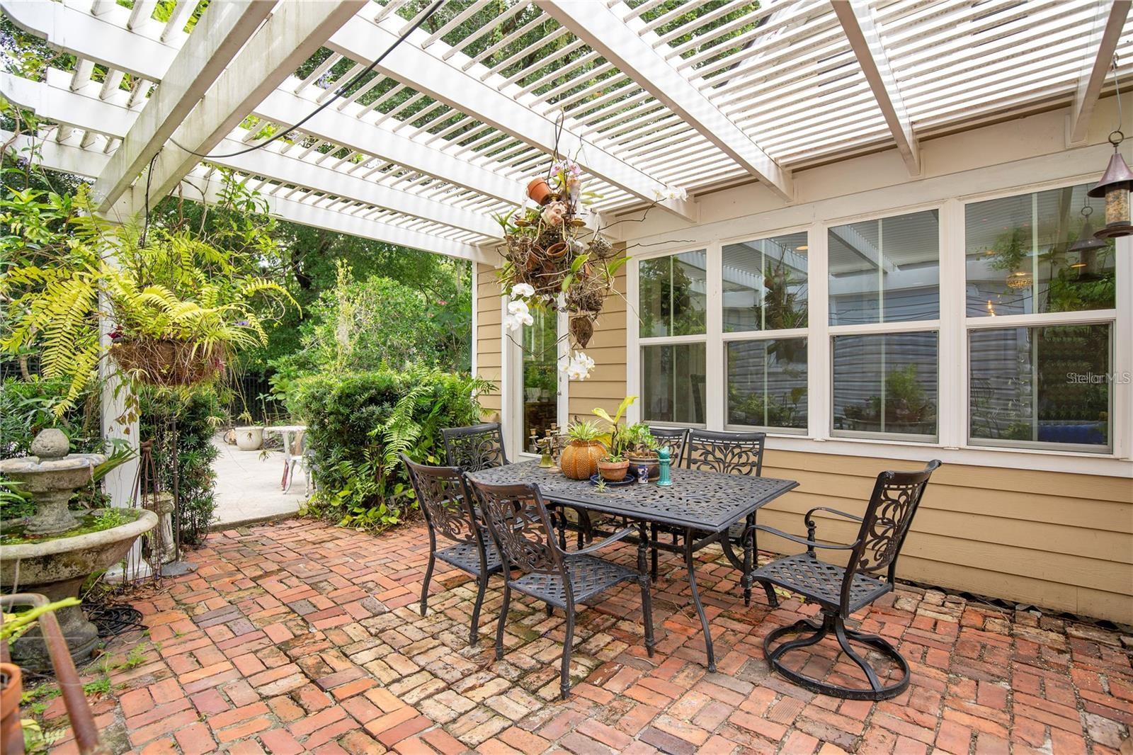 Image 75 of 92 For 614 Lake Avenue