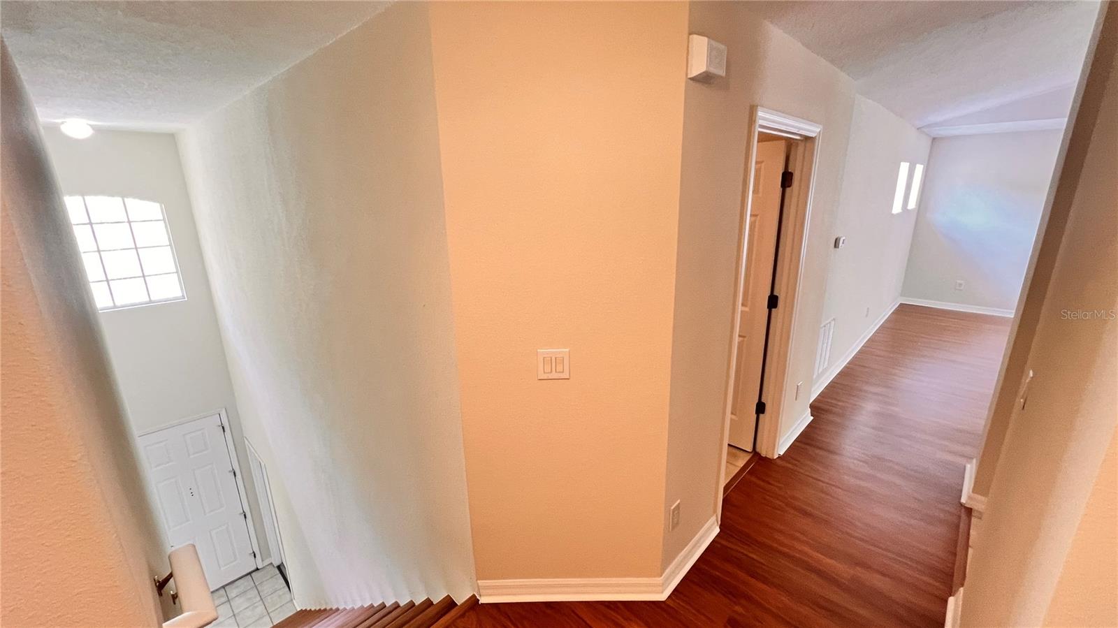 Image 24 of 42 For 3658 Oakdale Circle 200