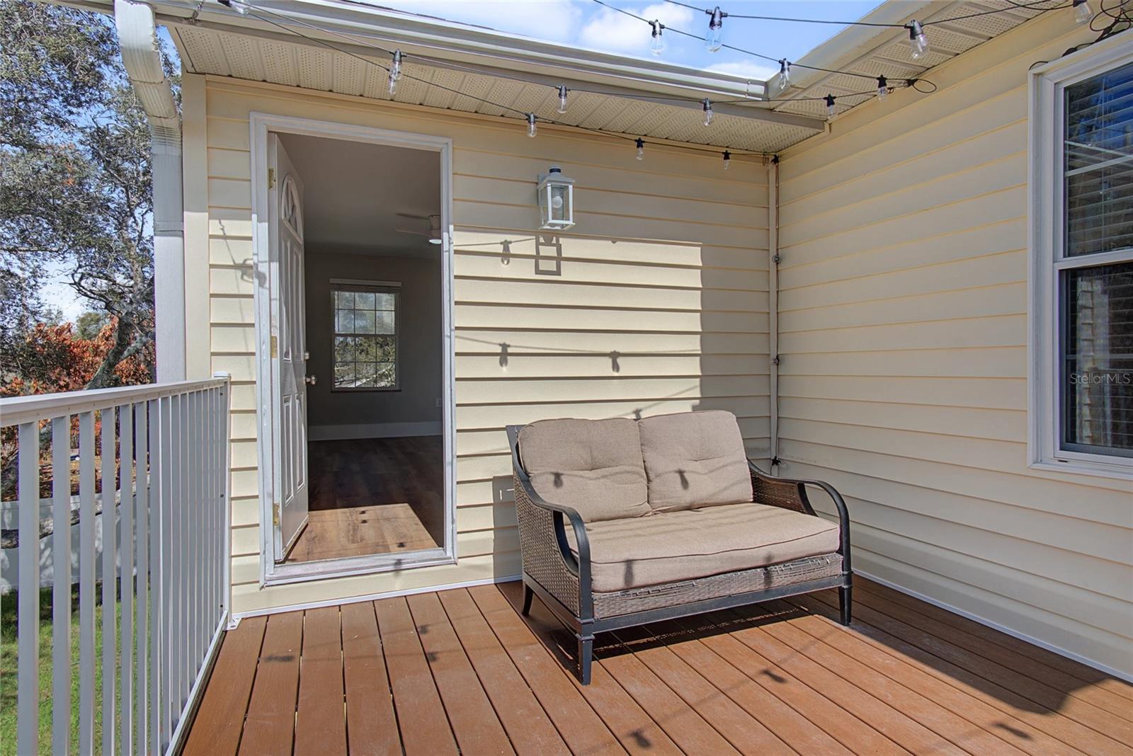 Image 26 of 36 For 11462 Commercial Street