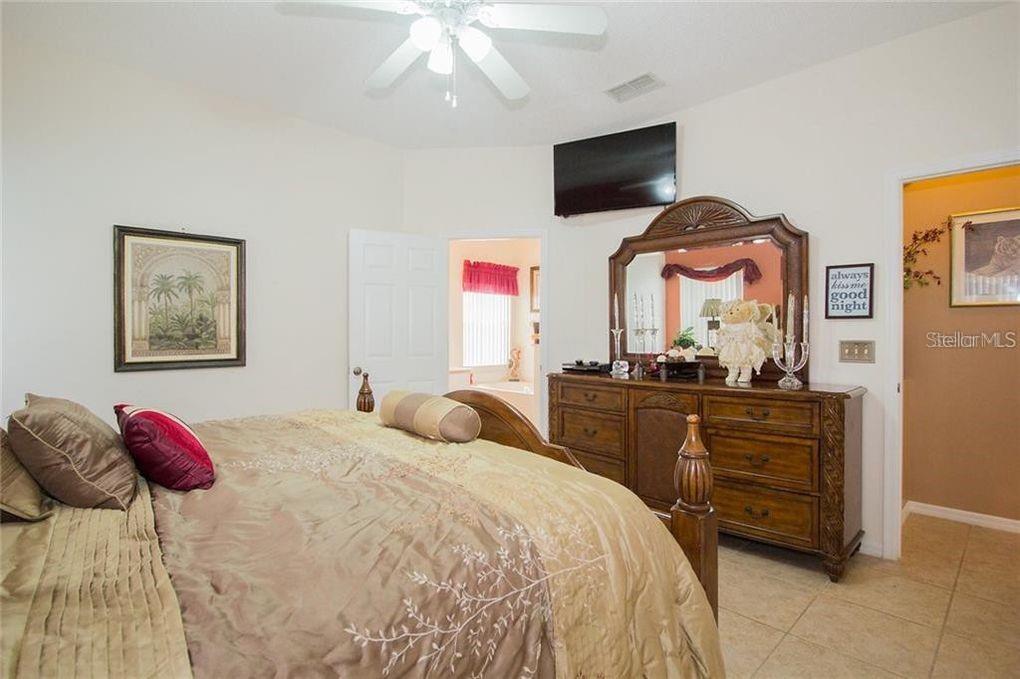 Image 13 of 47 For 252 Julliard Boulevard