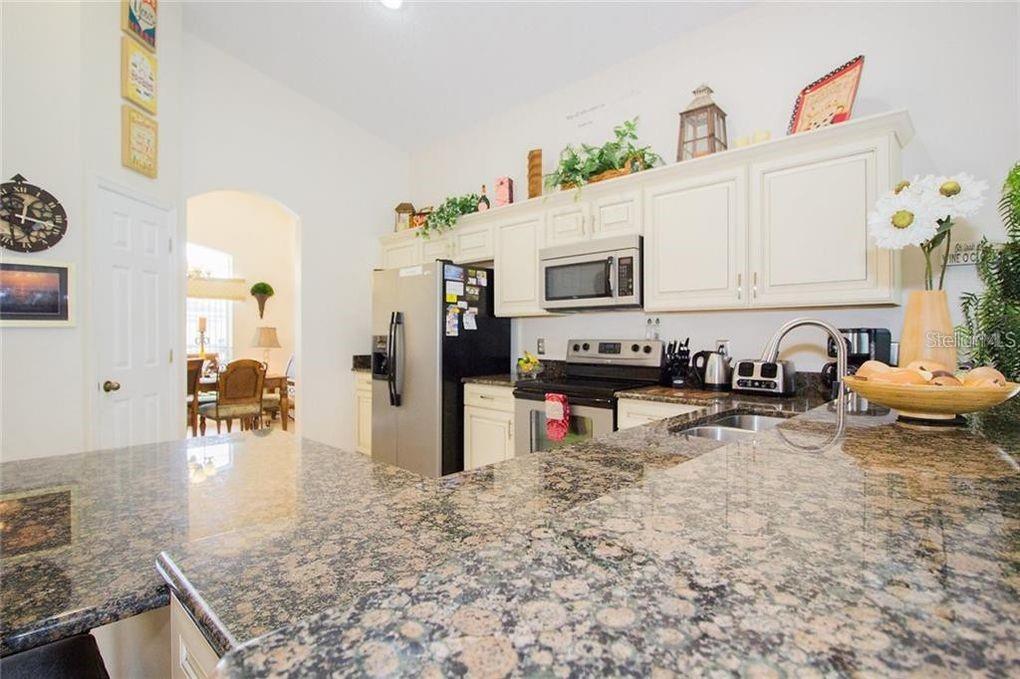 Image 4 of 47 For 252 Julliard Boulevard