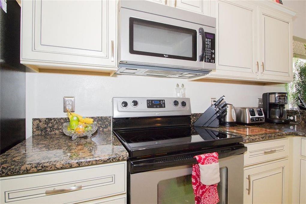 Image 6 of 47 For 252 Julliard Boulevard