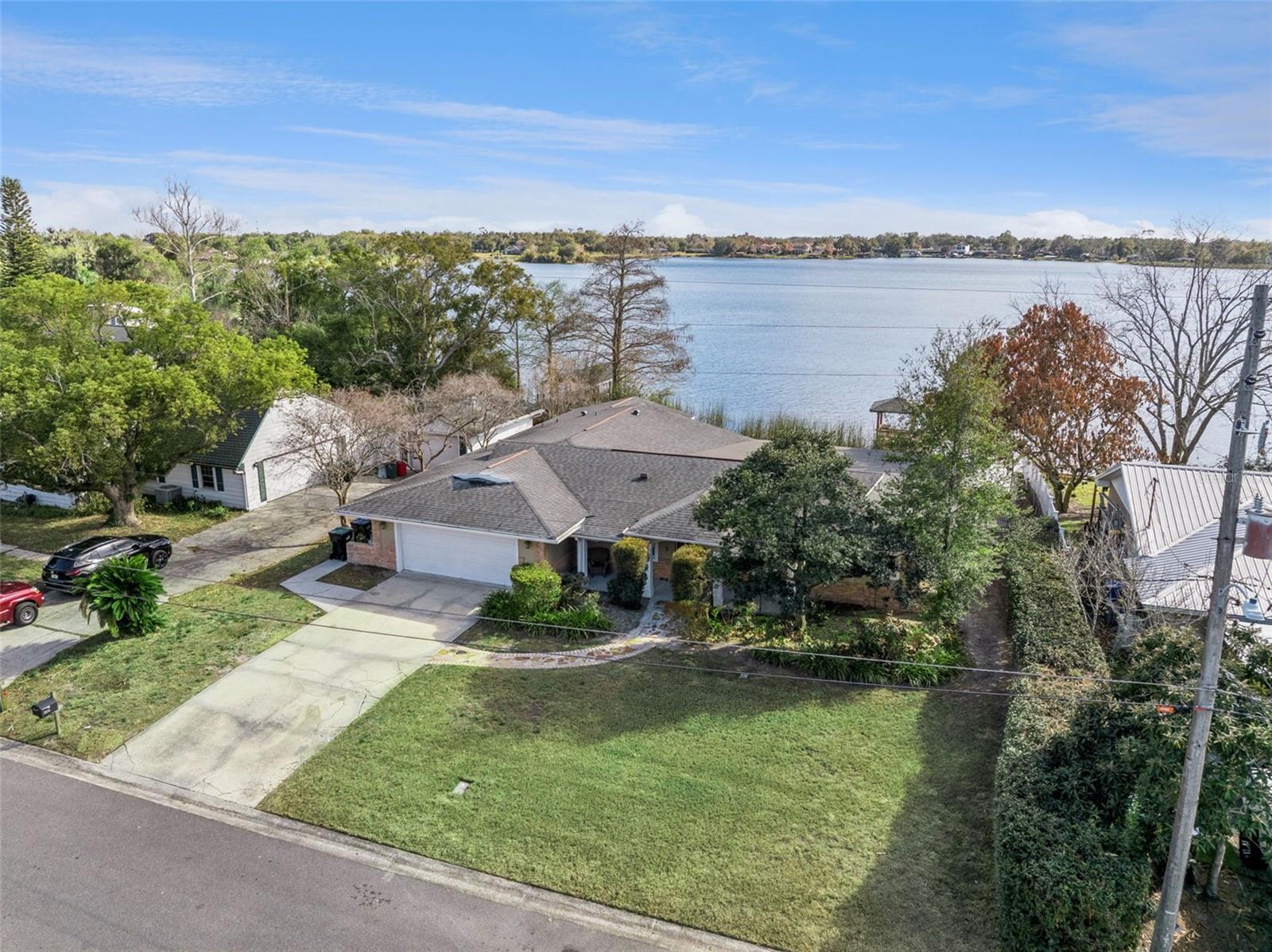 Details for 894 Lake Holden Point, ORLANDO, FL 32805