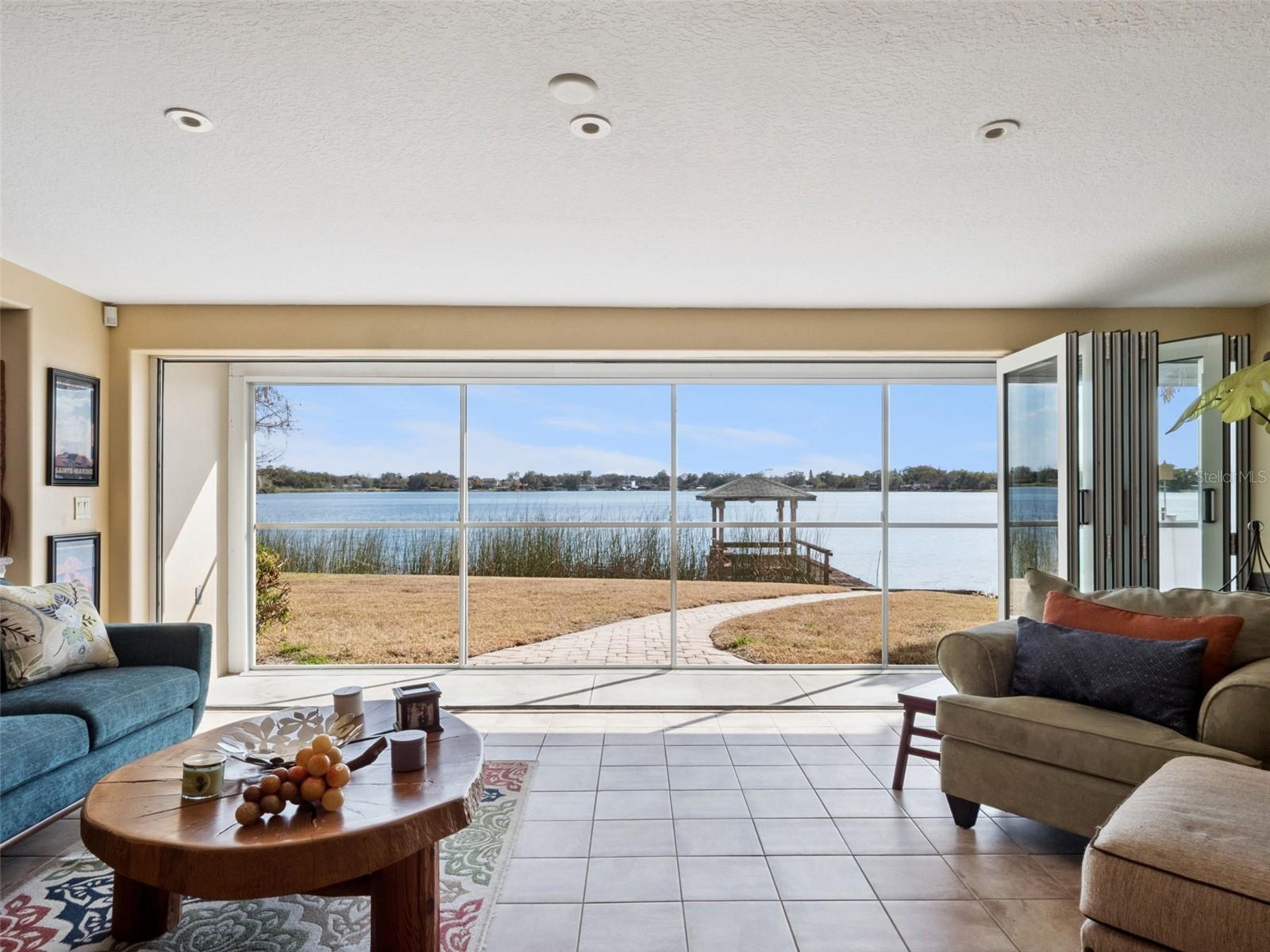 Image 12 of 42 For 894 Lake Holden Point