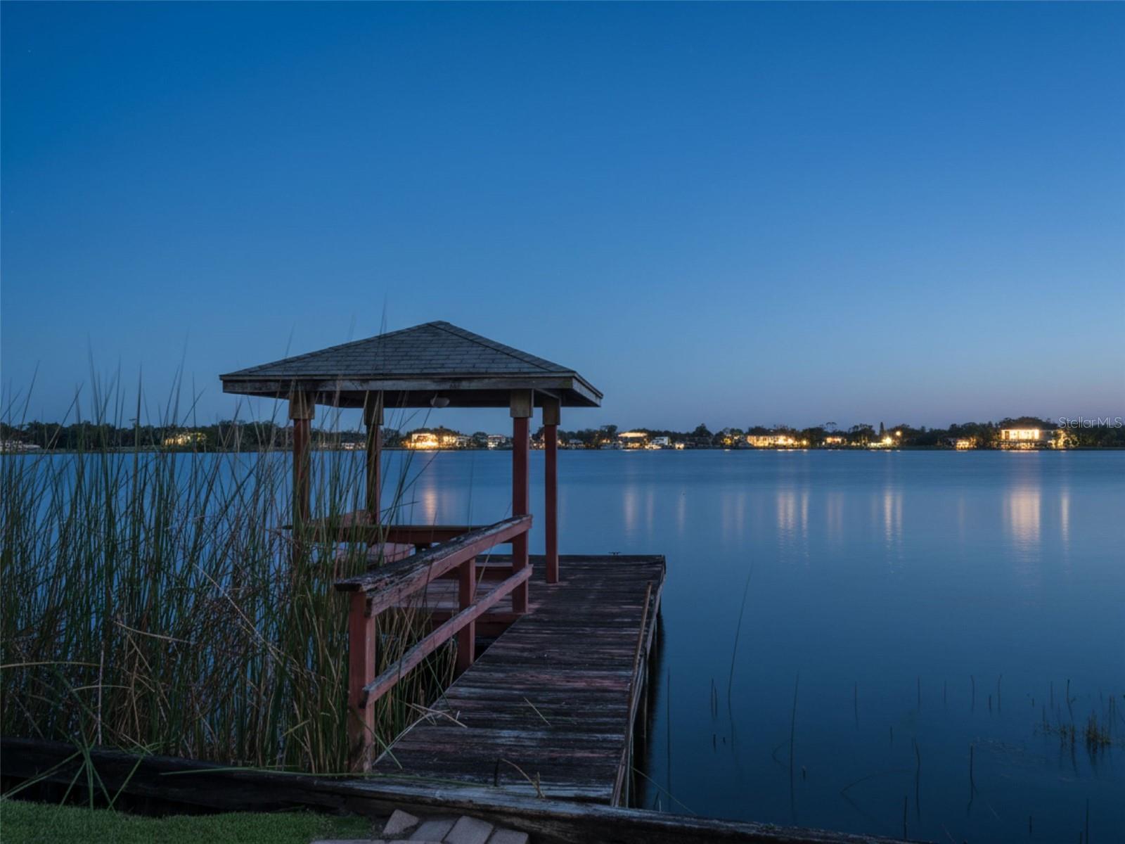 Image 40 of 42 For 894 Lake Holden Point