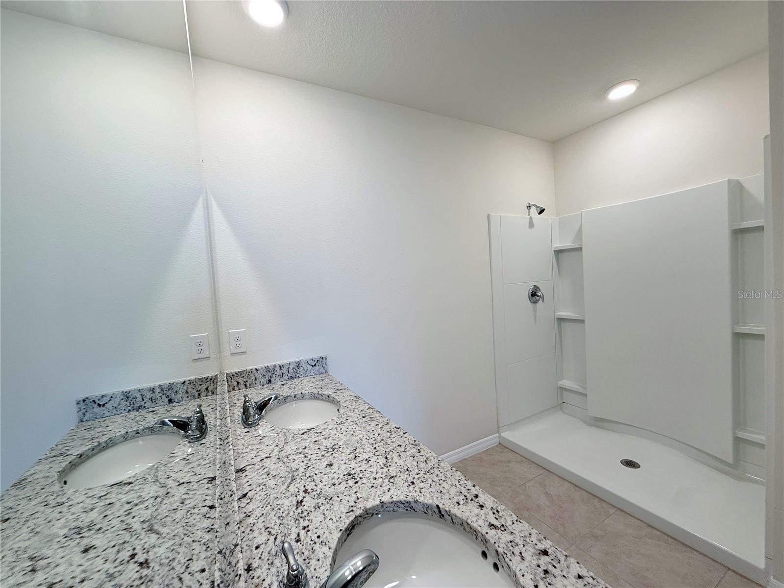 Image 12 of 24 For 2703 Rowan Street