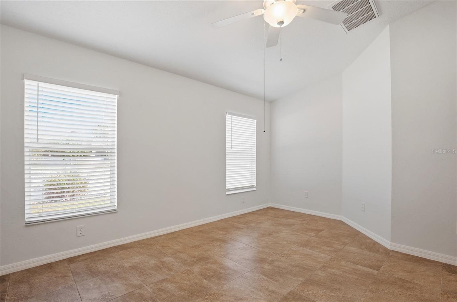 Image 17 of 30 For 3306 Hoylake Court