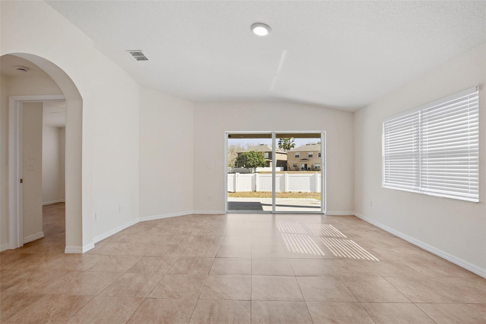 Image 6 of 30 For 3306 Hoylake Court