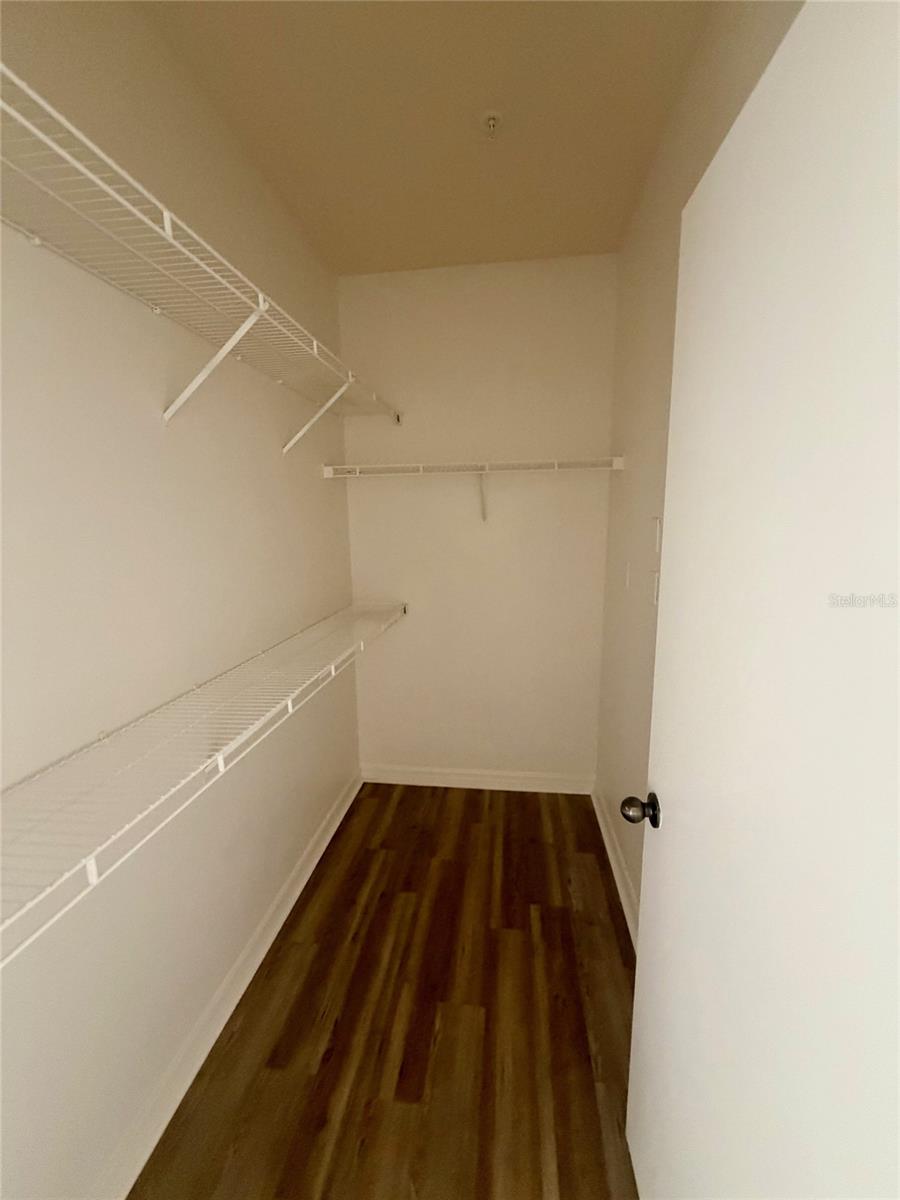 Image 11 of 14 For 122 Vista Verdi Circle 228