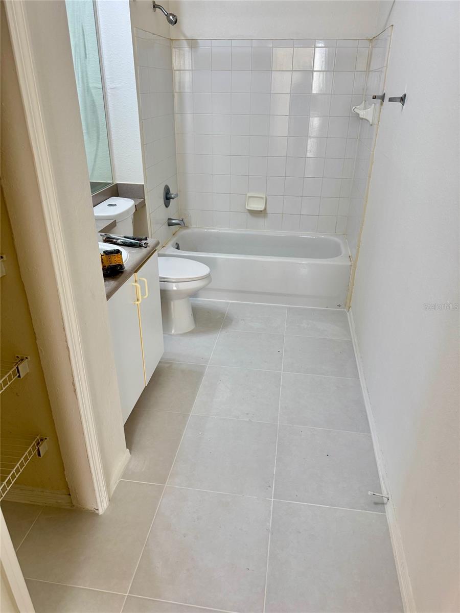 Image 14 of 14 For 122 Vista Verdi Circle 228