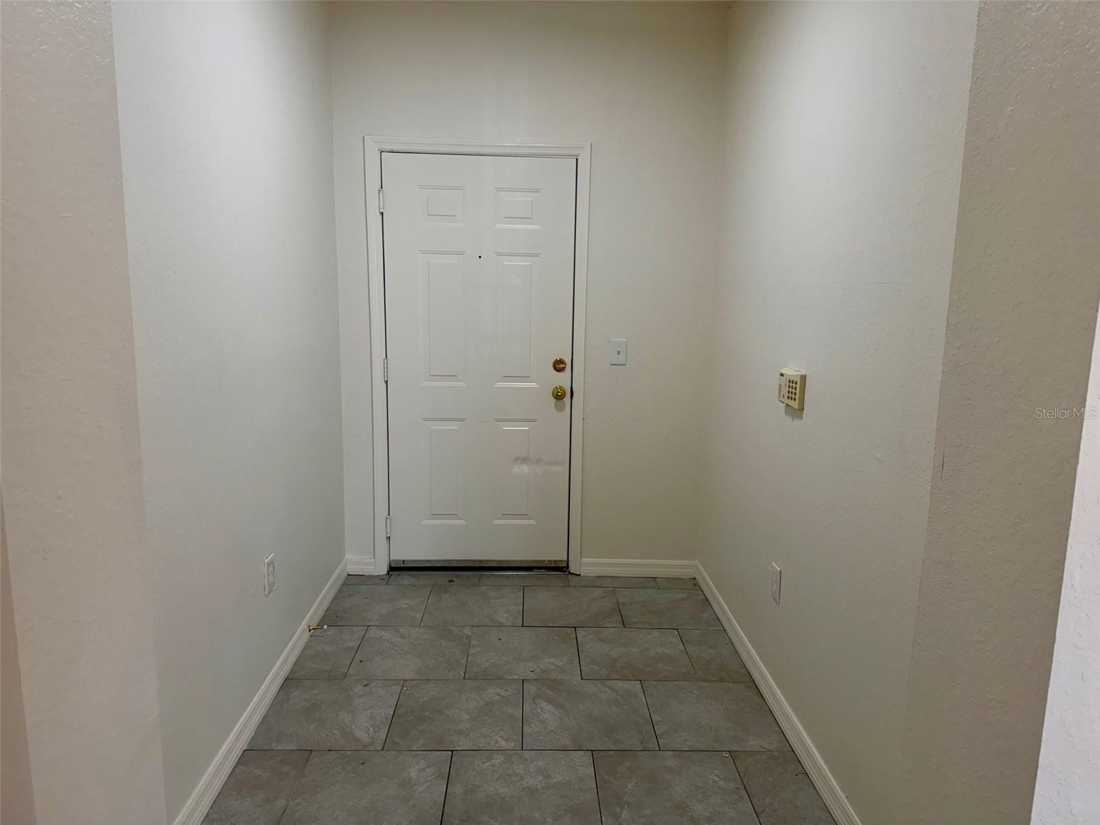 Image 2 of 14 For 122 Vista Verdi Circle 228