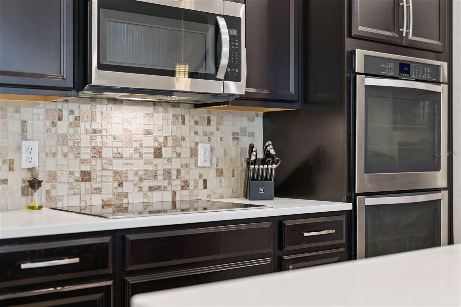 Image 22 of 83 For 9360 Meadow Hunt Way