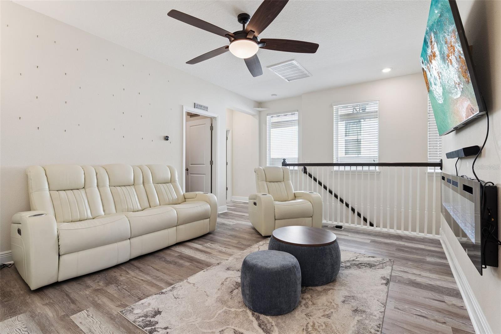 Image 27 of 83 For 9360 Meadow Hunt Way