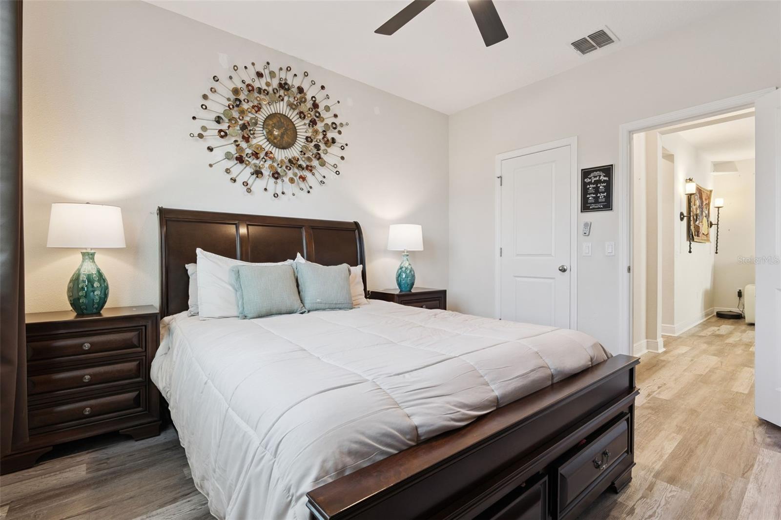 Image 31 of 83 For 9360 Meadow Hunt Way