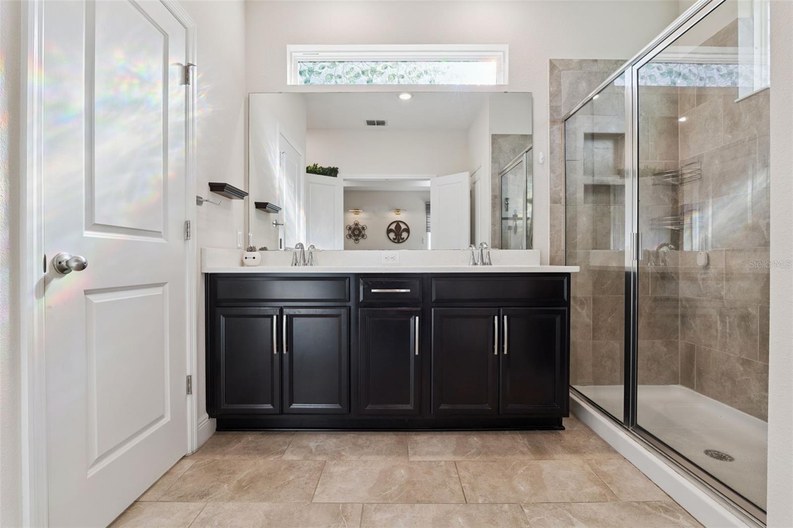 Image 43 of 83 For 9360 Meadow Hunt Way