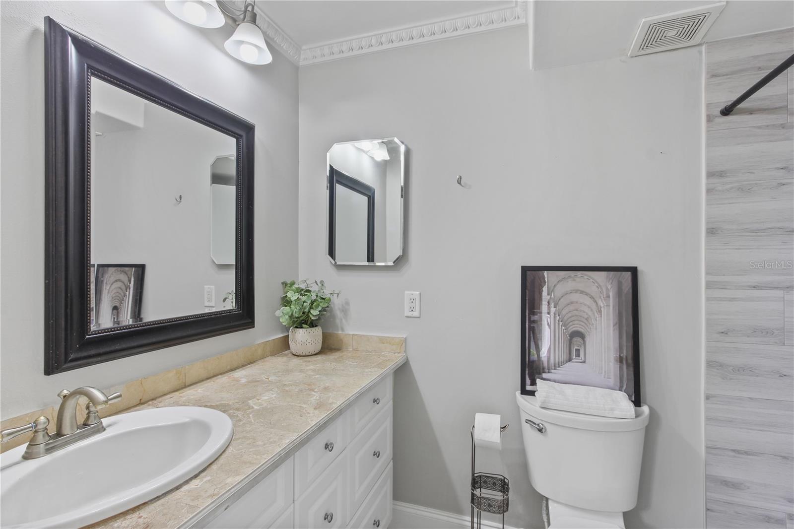 Image 22 of 43 For 204 Tomoka Trail 204