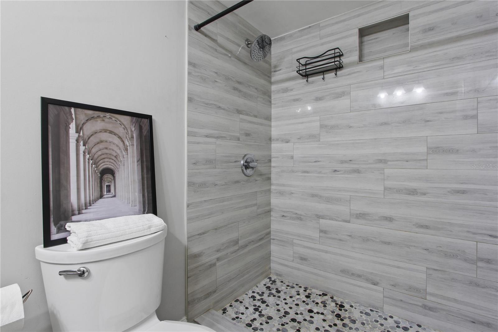 Image 23 of 43 For 204 Tomoka Trail 204