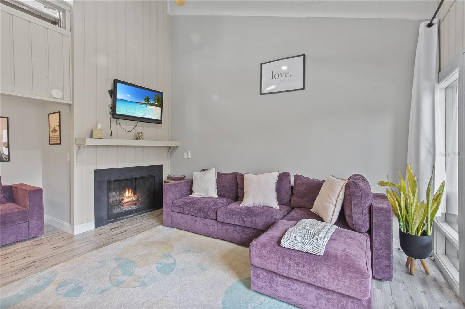 Image 6 of 43 For 204 Tomoka Trail 204