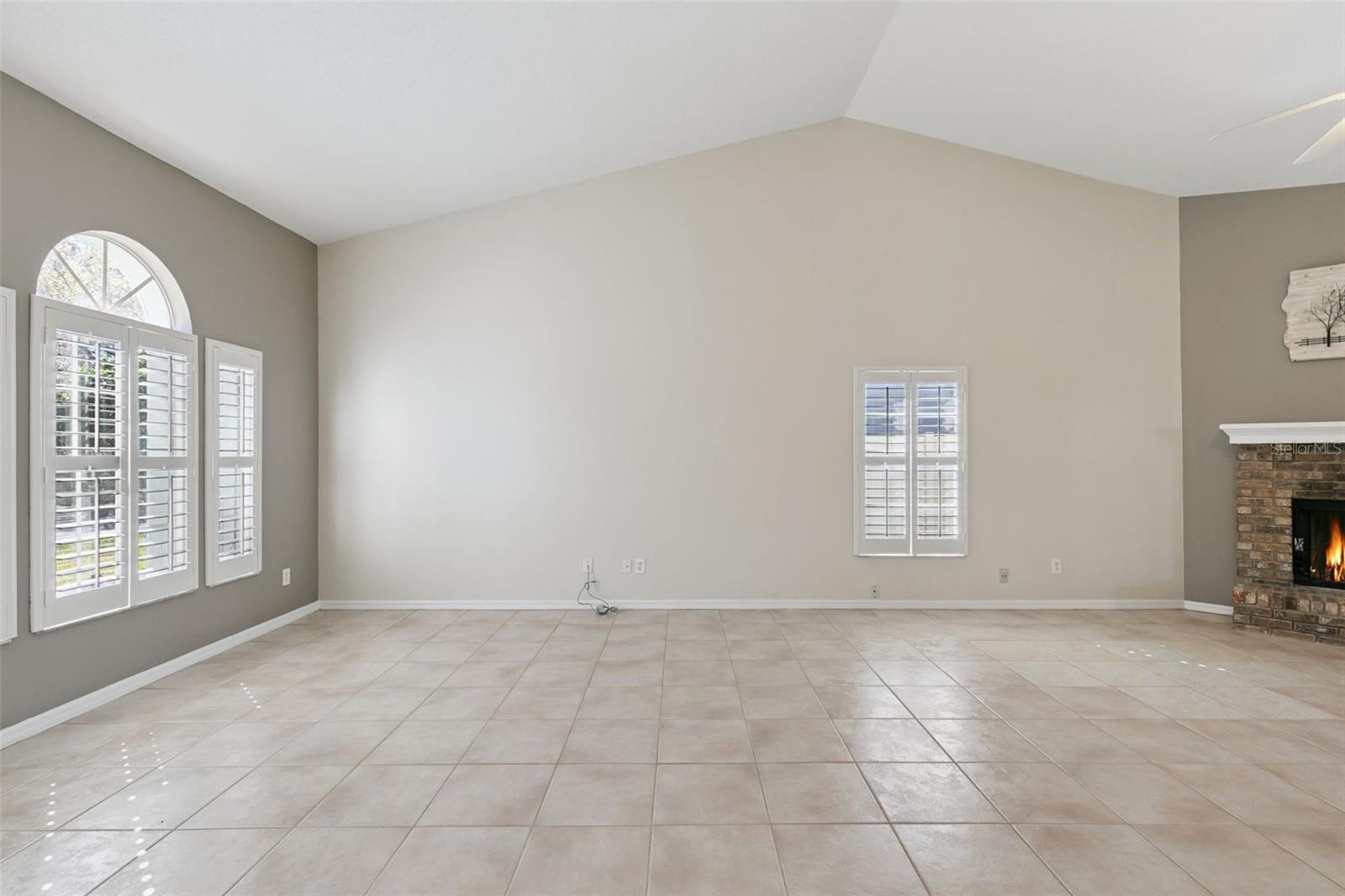 Image 7 of 39 For 1044 Big Oaks Boulevard