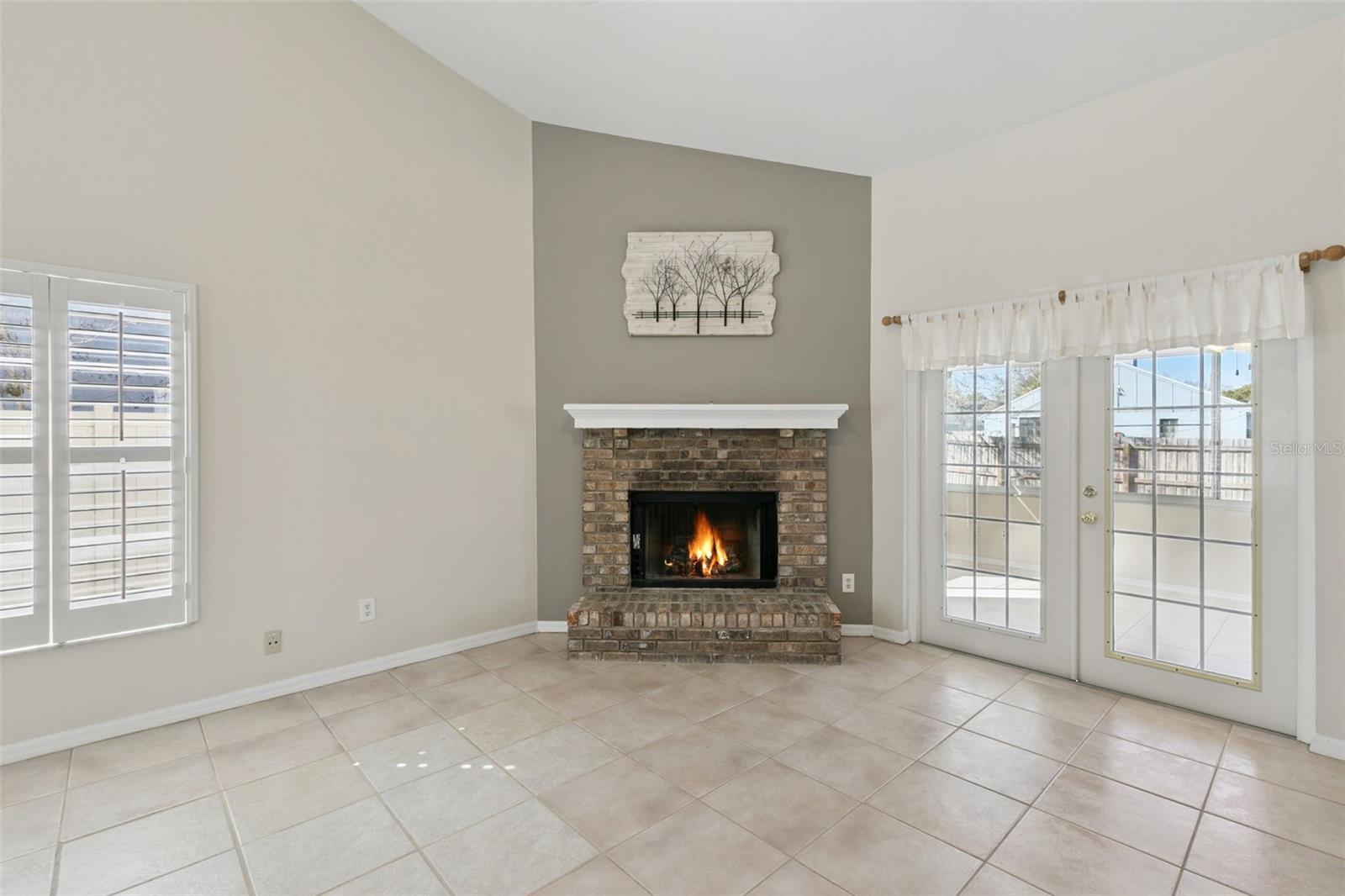 Image 8 of 39 For 1044 Big Oaks Boulevard