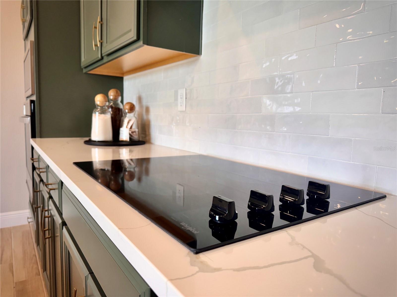 Image 15 of 38 For 2928 Voyager Avenue