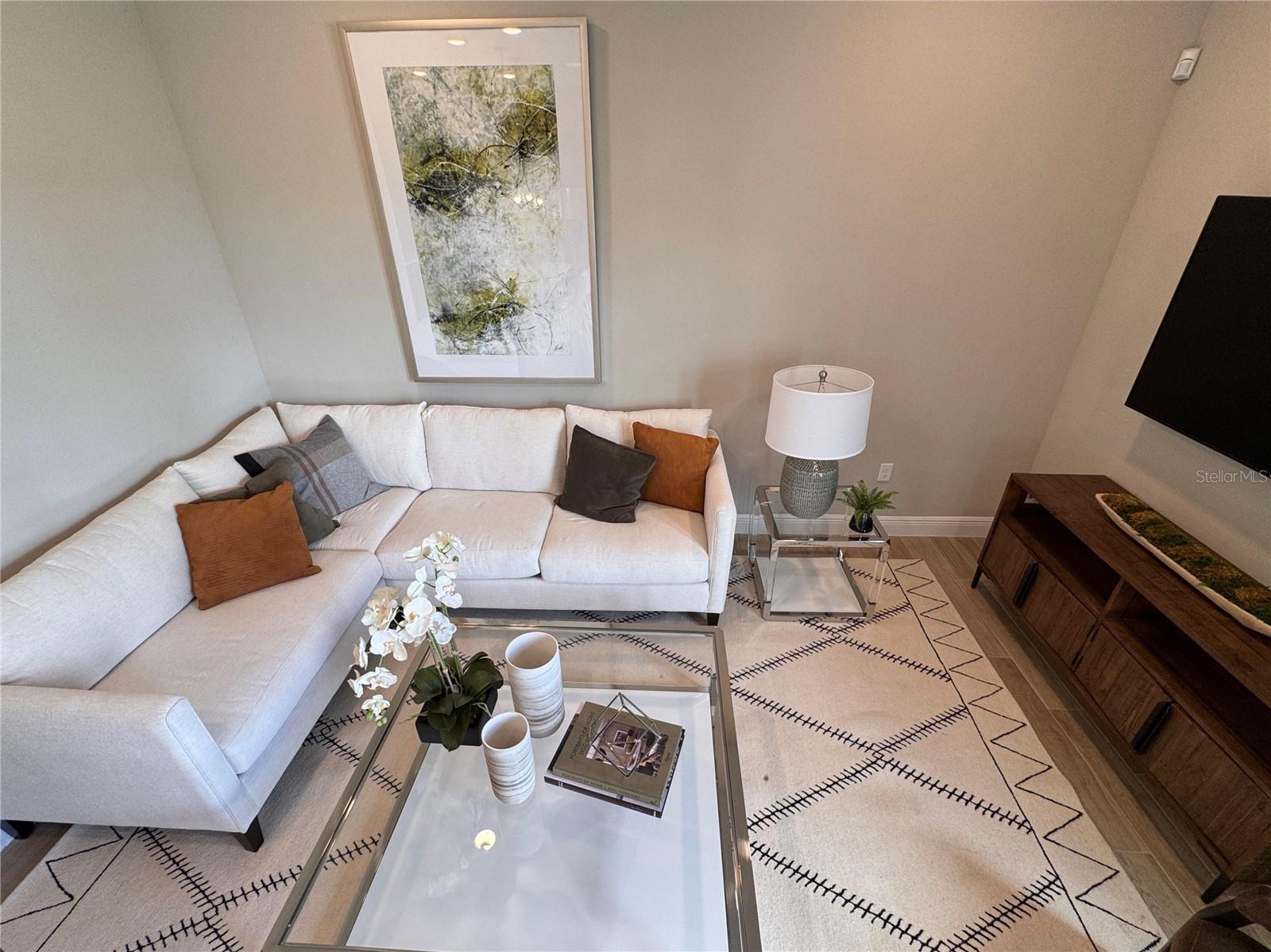 Image 19 of 38 For 2928 Voyager Avenue