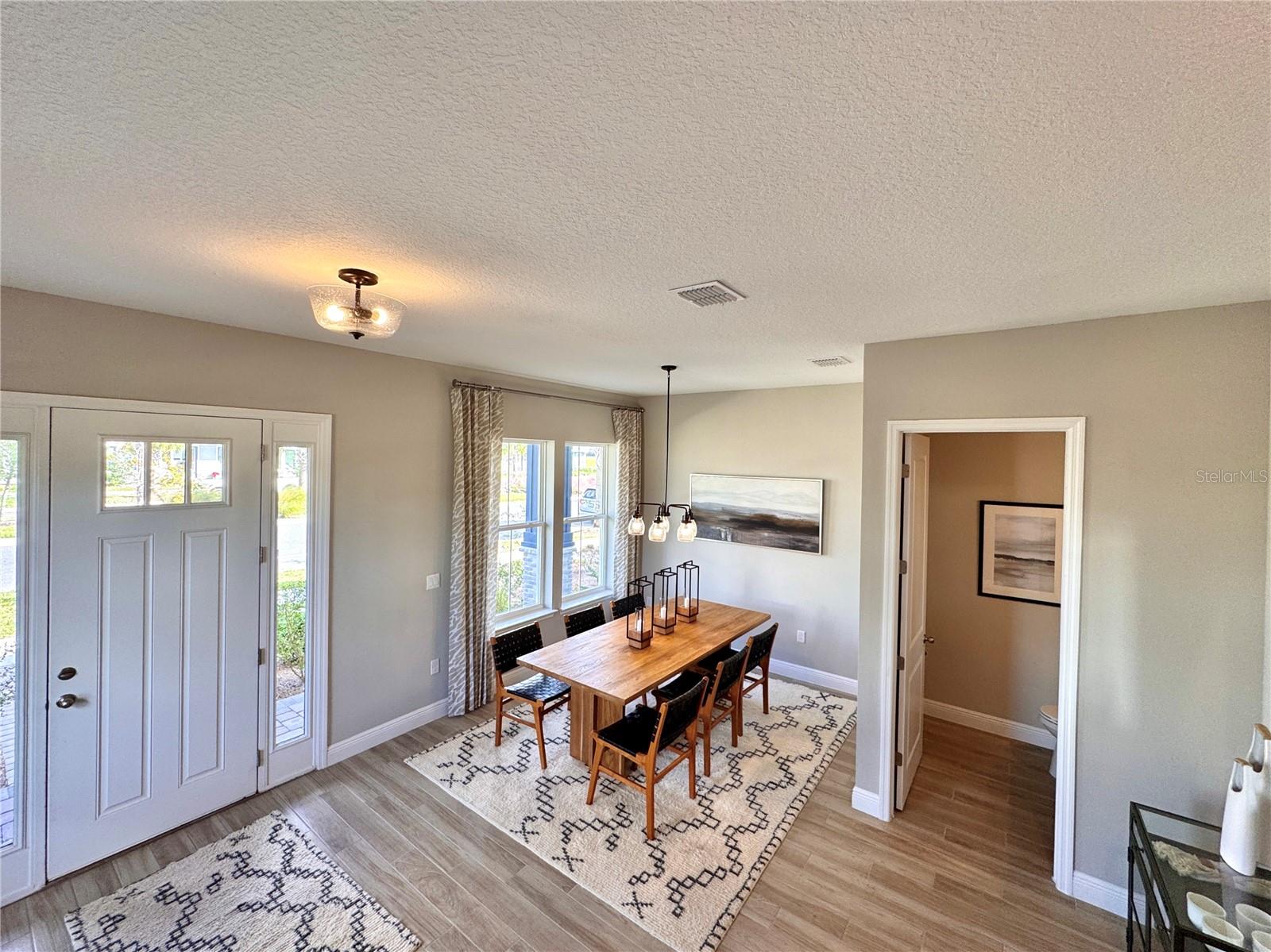 Image 3 of 38 For 2928 Voyager Avenue