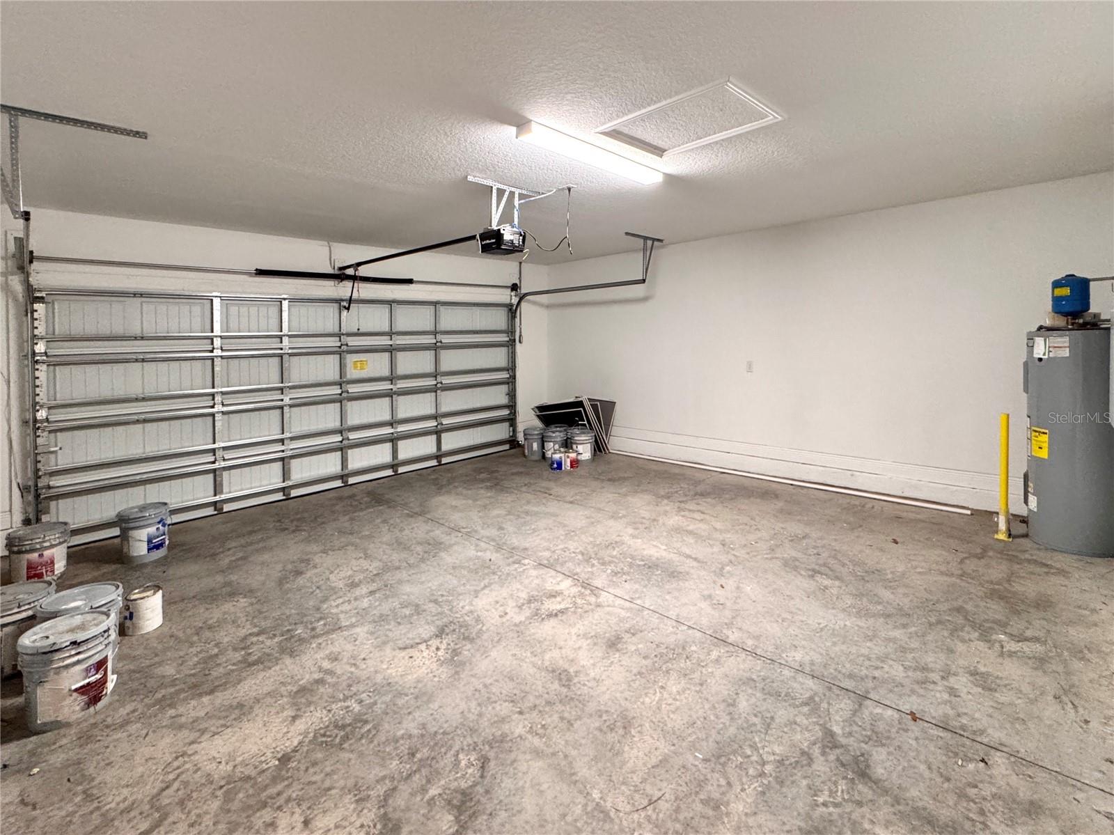 Image 35 of 38 For 2928 Voyager Avenue